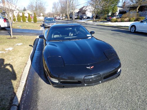 1998 chevrolet corvette black targa hatchback 2-door 5.7l automatic