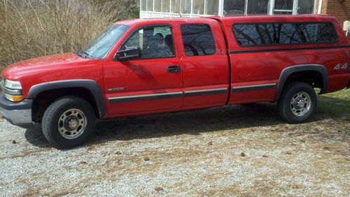 2000 chevrolet pick up truck 2500 ext cab 3 door