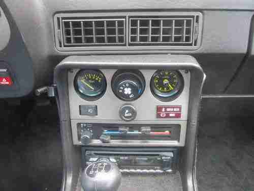 1983 Porcshe 944 Super Clean, image 2