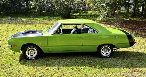 Dodge dart swinger 1972