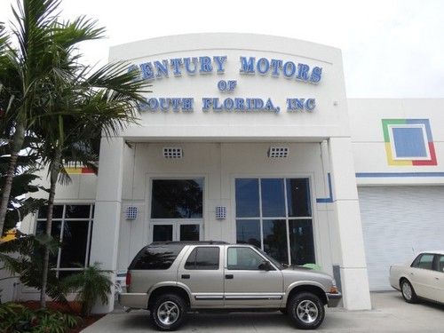 2001 chevrolet blazer 4dr ls  low miles