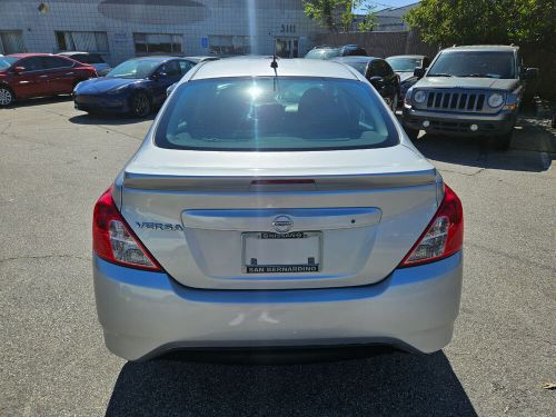 2017 nissan versa 1.6 s plus