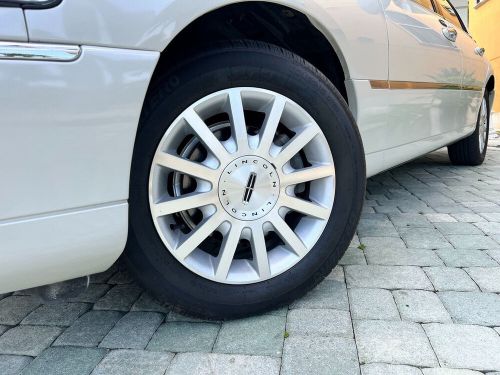 2007 Lincoln Town Car SIGNATURE EDITION - ONLY 46K LOW MILES- BEST DEAL ON EBAY!, US $16,999.00, image 8
