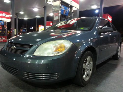 Clean 2006 chevy cobalt 2.2 gas saver