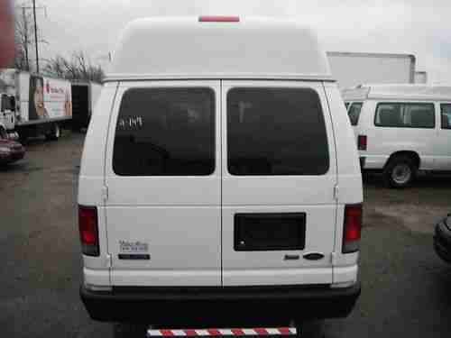 10 FORD E-150 HANDICAP VAN WHEEL CHAIR LIFT 605 ORGINAL MILES CLEAN RUNS PERFECT, US $25,000.00, image 6