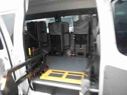 10 FORD E-150 HANDICAP VAN WHEEL CHAIR LIFT 605 ORGINAL MILES CLEAN RUNS PERFECT, US $25,000.00, image 11