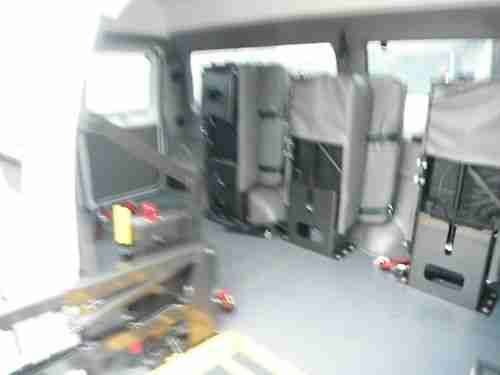 10 FORD E-150 HANDICAP VAN WHEEL CHAIR LIFT 605 ORGINAL MILES CLEAN RUNS PERFECT, US $25,000.00, image 12