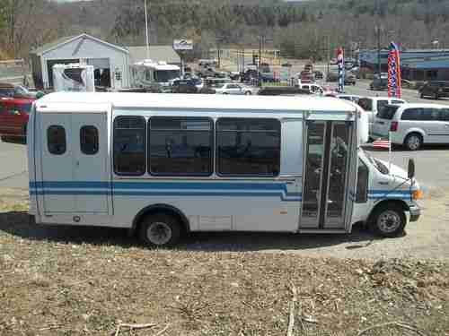 2004 Ford E-450 Super Duty Diesel 16 passenger Handicap Wheelchair Lift Van, US $13,950.00, image 3