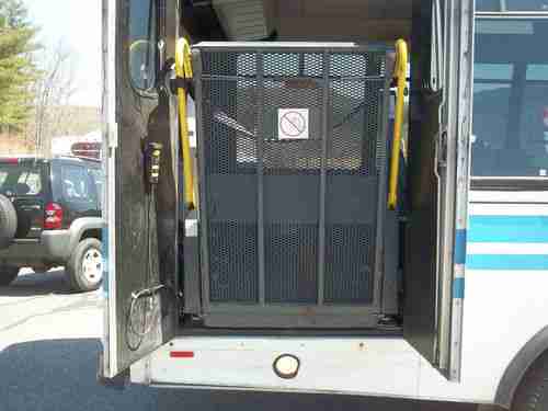 2004 Ford E-450 Super Duty Diesel 16 passenger Handicap Wheelchair Lift Van, US $13,950.00, image 8