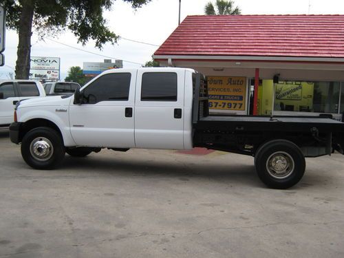 Clean 2006 f-350 supercrew with gooseneck hitch flatbed