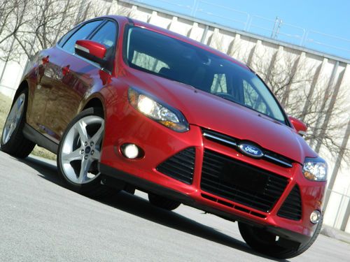 2012 ford focus titanium 10k like new voice direction sync bluetooth lthr seats