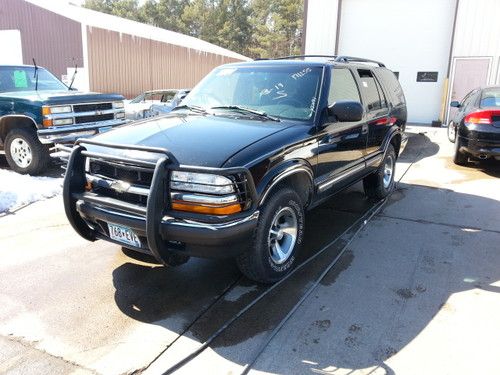 ~~no reserve 2001 chevrolet blazer rust free truck~~