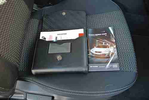 2011 HYUNDAI Genesis Coupe 2dr 2.0T Auto, image 8