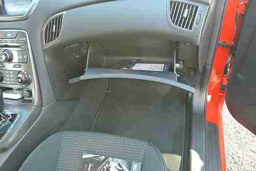 2011 HYUNDAI Genesis Coupe 2dr 2.0T Auto, image 9