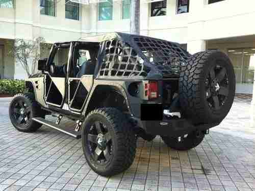 Used 2010 Jeep Wrangler 4x4, image 3