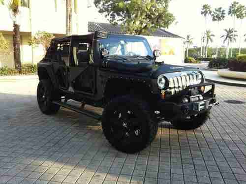 Used 2010 Jeep Wrangler 4x4, image 5