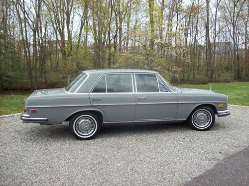 1971 mercedes-benz 280se base 2.8l