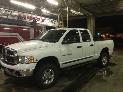 2005 dodge ram 2500 crew cab slt 4x4 5.9 diesel only 64,000 miles!!!!!!!