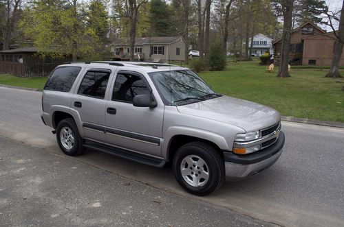 2004 chevrolet tahoe ls - leather, bose, 3rd row seat