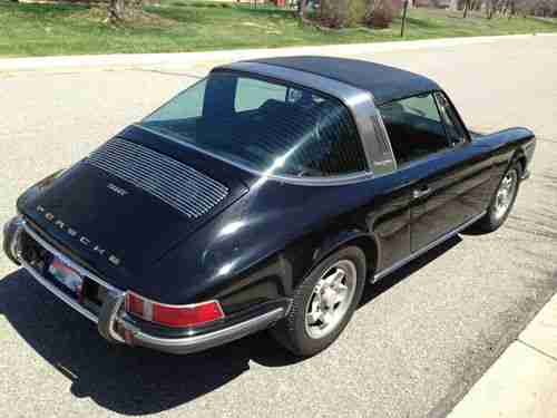 1971 Porsche 911t Targa Black/Black, image 4