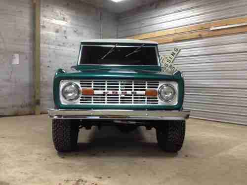 1976 Ford Bronco Sport Beautiful Daily Driver A/C PS PD Cold as Ice, image 7