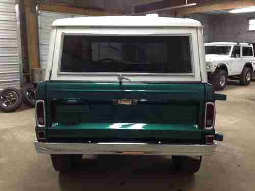 1976 Ford Bronco Sport Beautiful Daily Driver A/C PS PD Cold as Ice, image 8