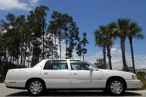 White diamond~tan leather~certified~heated seats~chrome~michelins 98 99 00 01 02