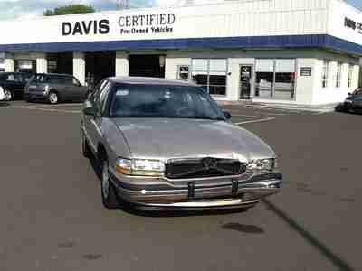 1993 78086 MILES LOW MILES SEDAN 4DR CUSTOM 3.8L V6 AUTO BEIGE TAN GOLD CLOTH, image 5