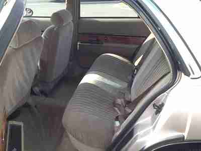 1993 78086 MILES LOW MILES SEDAN 4DR CUSTOM 3.8L V6 AUTO BEIGE TAN GOLD CLOTH, image 17