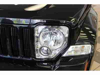 Sport SUV 3.7L 4WD 4X4 Aluminum Wheels A/C No Accidents Low reserve Smoke Free, image 7