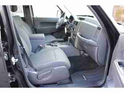 Sport SUV 3.7L 4WD 4X4 Aluminum Wheels A/C No Accidents Low reserve Smoke Free, image 18