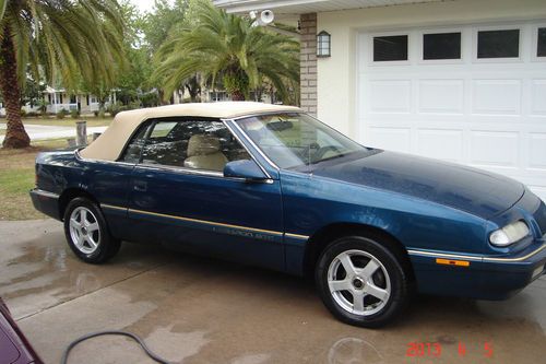 1995 chrysler lebaron gtc convertible 2-door 3.0l