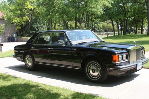 Excellent condion, beautiful elegant rolls royce silver spirit ii - 1991