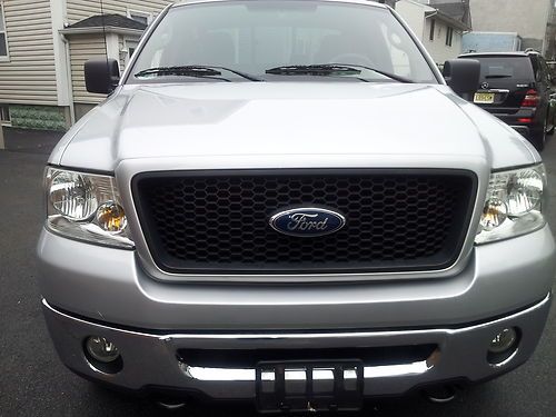 2006 ford f-150 xlt crew cab pickup 4 door 5.4l 4x4 immaculate low no reserve