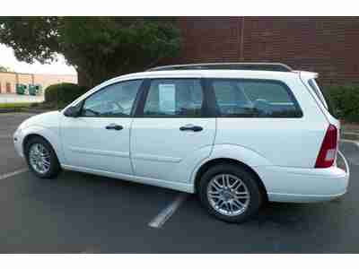 FORD FOCUS SE WAGON SOUTHERN OWNED GAS SAVER EPA EST 33 HWY MPG NO RESERVE ONLY, image 6