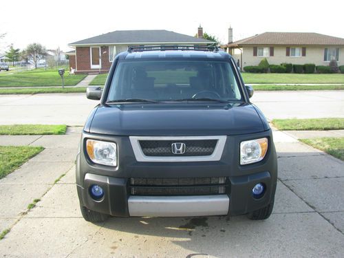 2005 honda element ex awd sport utility 4-door 2.4l loaded 1 owner