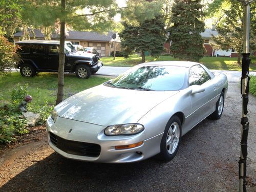 Camaro coupe 1998 chevrolet camaro rs 3.8l v6 silver, good condition, extras