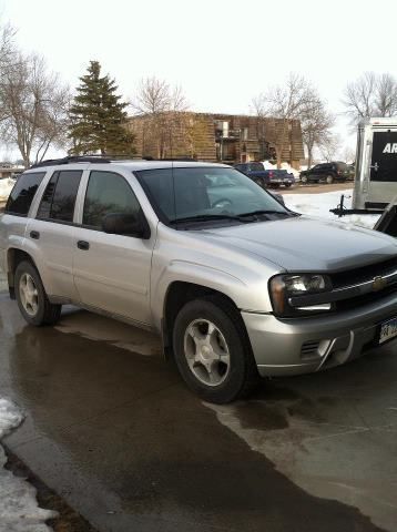 2007 chevy trailblazer ls 93000 miles