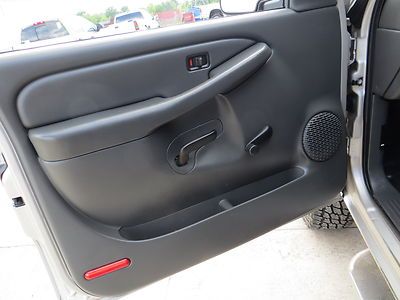 06 C2500HD (LBZ) DURAMAX 6spd ALLISON (NEW NITTOs) SMOKE-STACKS SWB LIFTED TX $$, US $11,995.00, image 22