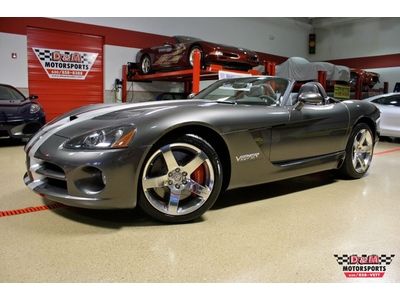 2009 dodge viper srt-10 convertible 2,171 miles graphite/silver stripes 1 of 3