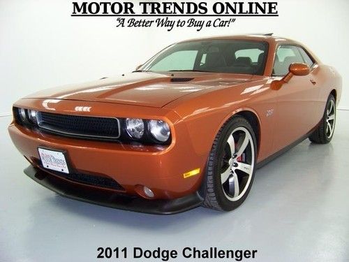 Srt8 392 navigation hemi roof leather suede htd seats 2011 dodge challenger 9k