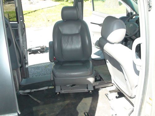 2005 Toyota Sienna LE WHEELCHAIR / RAMPVAN 43K MILES - EXCELLENT, image 23