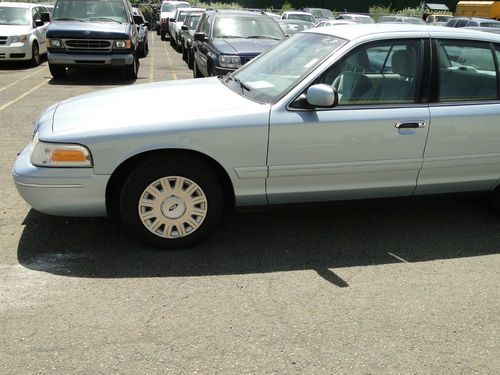 2003 Ford Crown Victoria Police Interceptor, image 3