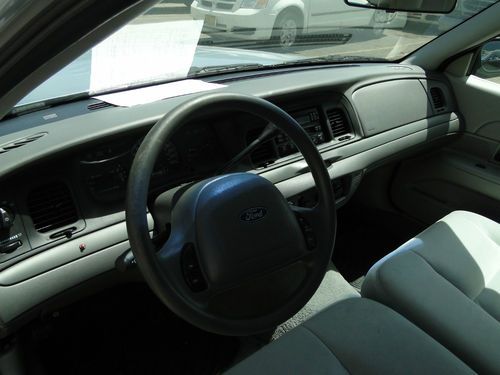 2003 Ford Crown Victoria Police Interceptor, image 12