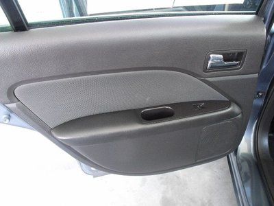 SE 2.5L CD Front Wheel Drive Power Steering ABS 4-Wheel Disc Brakes Wheel Covers, image 23