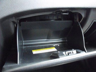 SE 2.5L CD Front Wheel Drive Power Steering ABS 4-Wheel Disc Brakes Wheel Covers, image 41