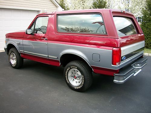 1994 Ford Bronco XLT 4X4 SPORTS UTILITY  ** 36,515 **  ORIGINAL MILES - PRISTINE, US $19,500.00, image 5