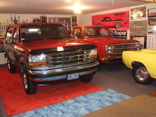 1994 Ford Bronco XLT 4X4 SPORTS UTILITY  ** 36,515 **  ORIGINAL MILES - PRISTINE, US $19,500.00, image 22