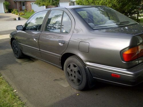 1993 infiniti g20 sedan (5-spd manual) no reserve!!!