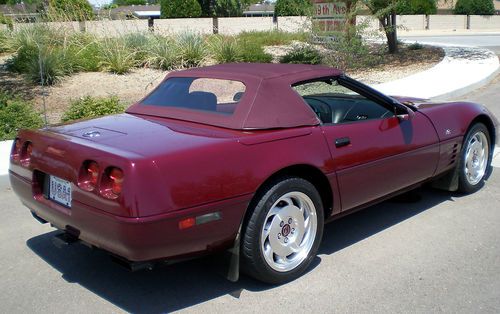 Z25  40th Anniviversary Ruby,  32,735 Miles......Convertible, US $15,500.00, image 17